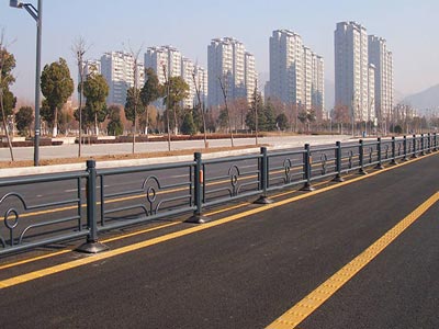 异型道路护栏02