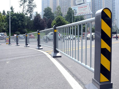 异型道路护栏018